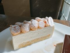 柠檬芝士蛋糕-patisserie Paris S'eveille