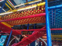 -动力星球家庭亲子游乐中心