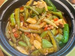 -云海肴·汽锅鸡·云南菜(天山百盛优客店)