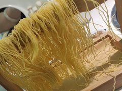 -洪氏嗨捞·广东猪肚鸡·椰子鸡火锅(西咸万象城店)