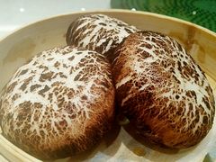 像生蘑菇包-德烨酒家