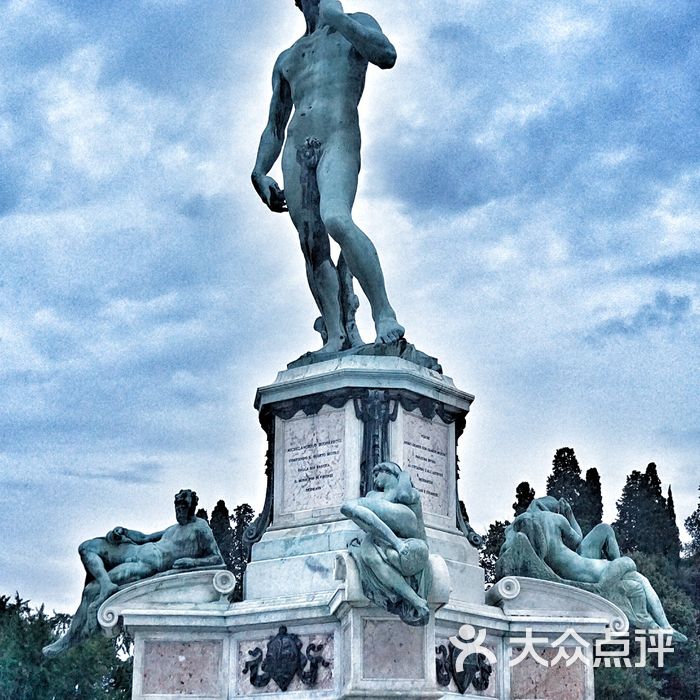 米开朗基罗广场