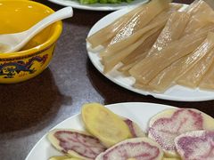 -银同牦牛肉火锅