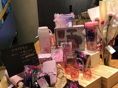 零售区-星巴克(深圳佳宁娜友谊广场店)