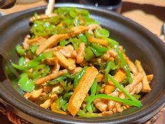 -川堂风·跷脚牛肉·乐山爆炒(宝山日月光店)