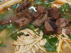 -金杨拉面王小吃面馆·牛三宝面·红烧牛肉粉