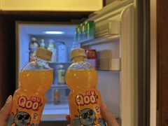 -溯光电竞酒店(西南财大地铁站店)