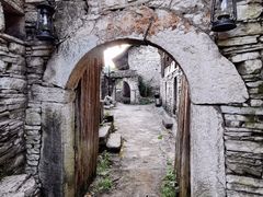 -高荡千年布依古寨旅游景区