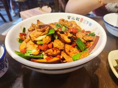 -富正毅三下锅·湘西韵味(天门山索道店)
