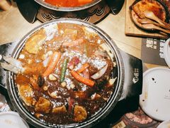 -吞鱼兽麻辣烤鱼(万达店)