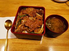 烤牛肉浇饭-桃屋日本料理(清华科技园店)