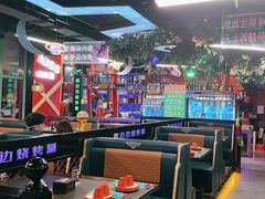 -路边边地标烧烤·川菜·小龙虾·音乐酒馆(良乡长虹店)