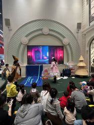 -奈尔宝·儿童乐园·亲子餐厅(华采天地店)