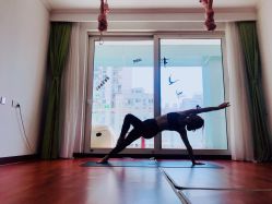 -Yvon yoga 瑜伽·精准体态管理中心