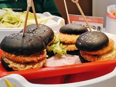 -龍歌自助小火锅(市南金茂湾店)