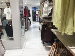 -优衣库(广州天河领展广场店)