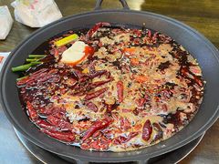 -黄潇洒老火锅(九眼桥宏济巷店)
