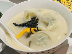 -香港龙凤楼(陆家嘴中心店)