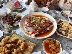 -美顺香食府鱼头老店(雪野湖店)