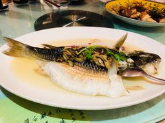 -壹零贰小馆(桂城石啃店)