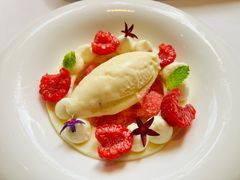 -AZUR聚(香格里拉饭店)