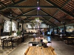 -喜洲吧·江畔老船厂·庭院餐厅(喜临院店)