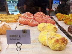 -奈雪的茶(湖滨银泰in77C区PRO店)