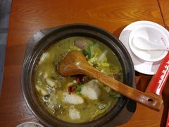 -周鱼小馆石锅酸菜鱼(活力汇店)