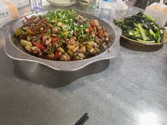 -廖哥泡椒兔(峨眉店)