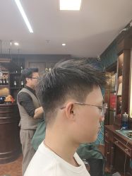 -贝勒爷专业男发