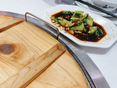 -鲁员外地锅鸡地锅鱼(龙湖江东天街店)