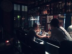 -DM Distiller & Mixologist Whisky Cocktail Bar