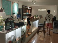 -黑石咖啡(小十字店)