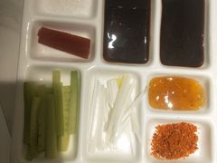 -小桃红·东北菜·春饼烤鸭(南阳湖街店)