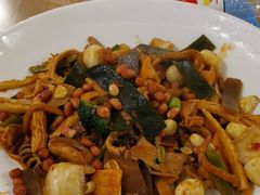 -拿渡·水煮鱼麻辣香锅(王府井奥莱·香江小镇店)