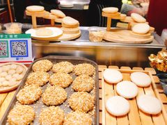 -八一路好吃街(雨田商务大厦店)