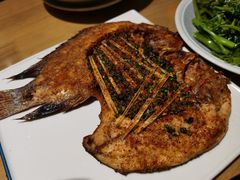 香茅草烤罗非鱼-山茶云南菜(中关村店)