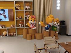 -三只松鼠生活馆(芜湖弋江金鹰店)