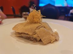 脆皮咸草鸡-醉辉皇原味海鲜江南菜(成都大魔方店)