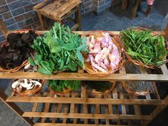 -阿婆情腊排骨火锅(金虹路店)