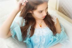 -onlygirl摄影美学馆高端定制(江滩店)