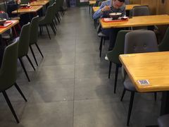 -螺小胖柳州螺蛳粉(钟楼总店)