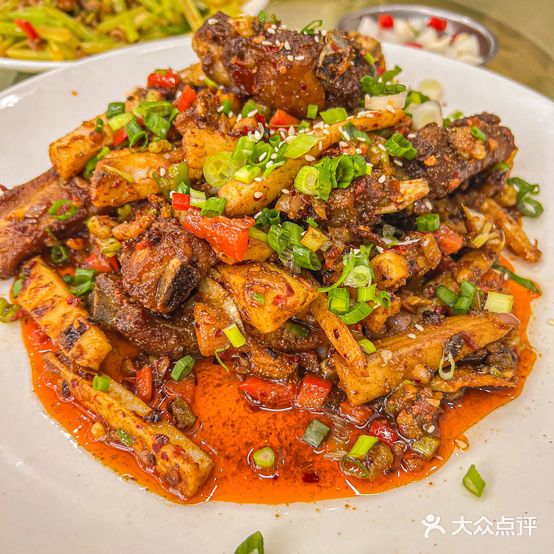 乡巴佬特色中餐(三贤文化小区店)