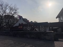 -汇龙潭