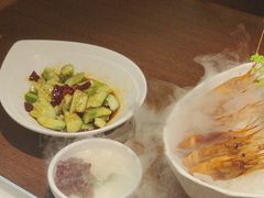 -乔街深夜食堂·小龙虾·高压锅生蚝(杭州总店)