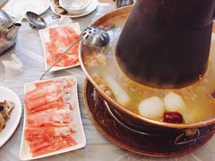 -御味老北京羊蝎子火锅&特色龙虾(菜场路店)