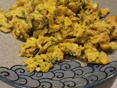 香椿炒鸡蛋-荷府私房菜