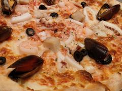 -城市大道红炉披萨烘焙坊