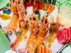 -万岛日本料理铁板烧(大宁店)