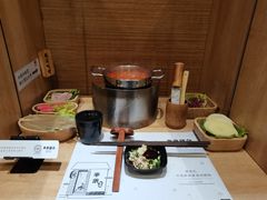 -独食火锅·半米屋台(直营总店)
